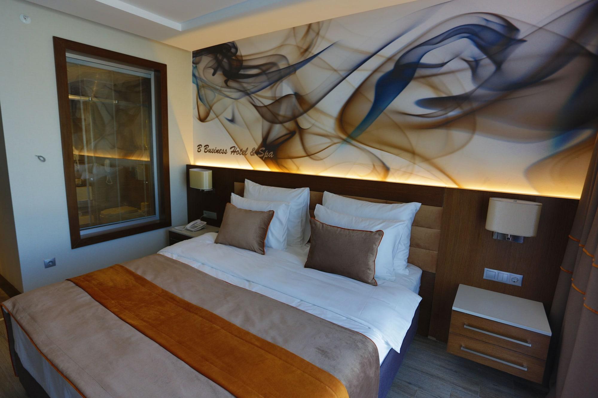 B Business Hotel & Spa Анталия Екстериор снимка