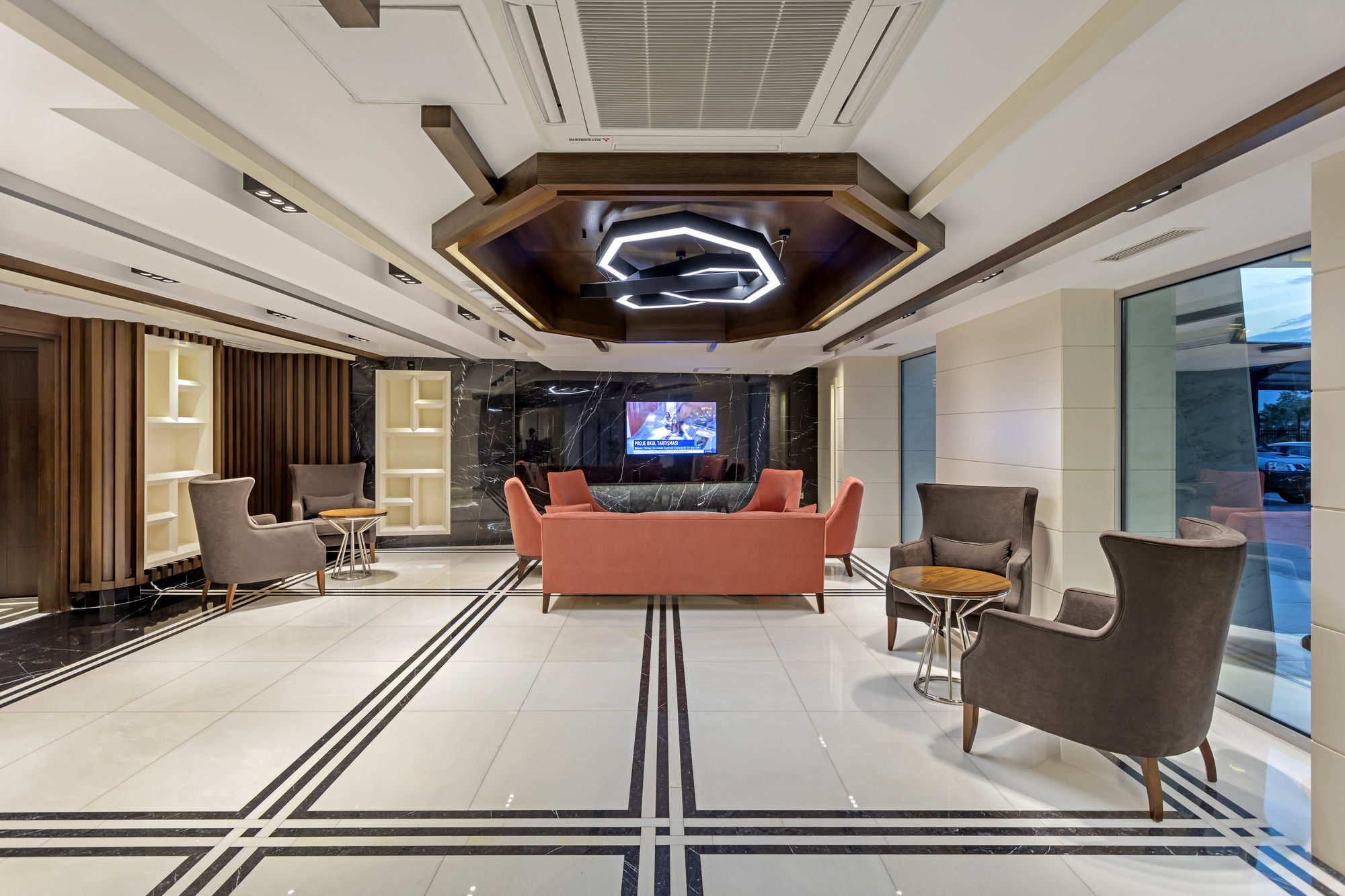B Business Hotel & Spa Анталия Екстериор снимка