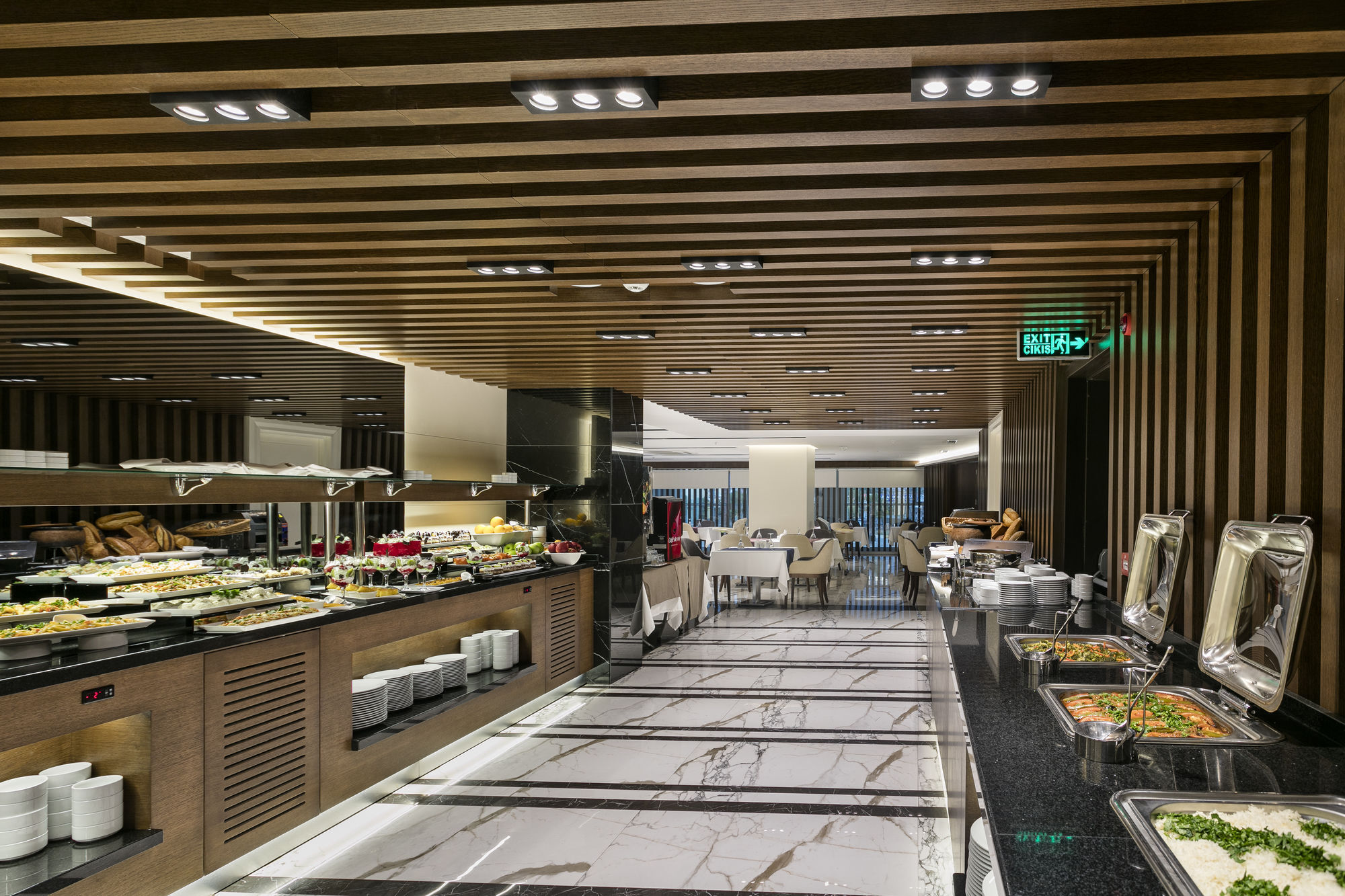 B Business Hotel & Spa Анталия Екстериор снимка